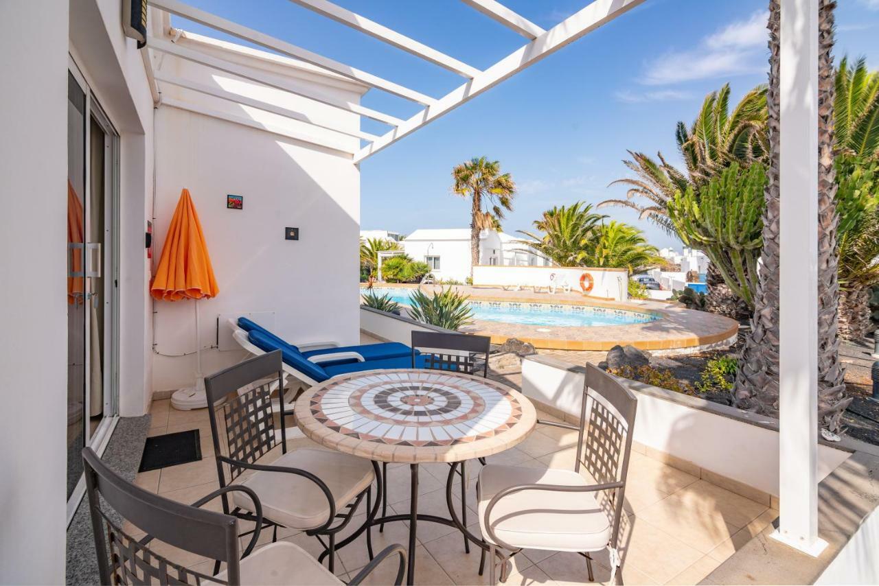 Charco Del Palo Bungalows 외부 사진